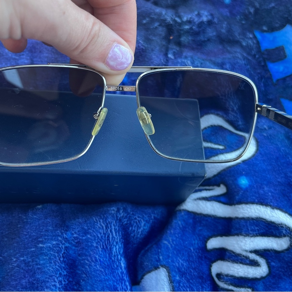 Louis Vuitton unisex sunglasses
